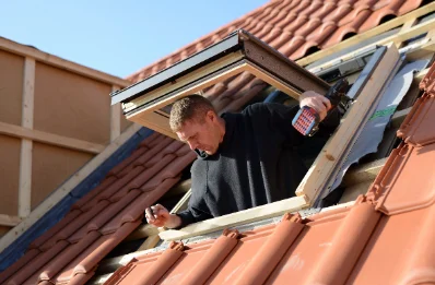 Pose de fenêtres de toit Velux à Coudrecieux